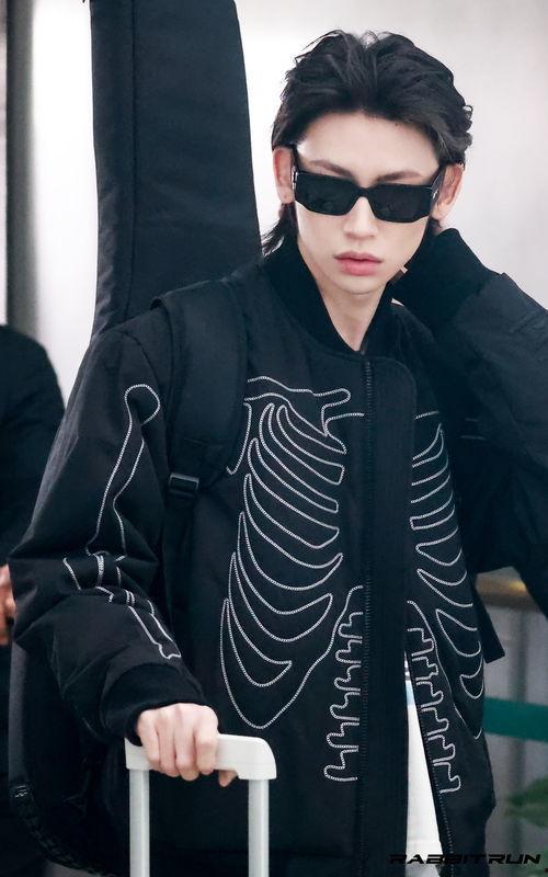 娱乐圈吃瓜猛料小鬼,揭秘明星背后的惊人真相